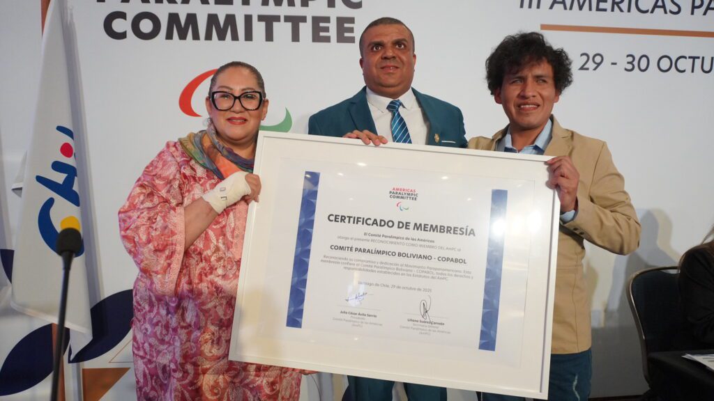 En la foto Liliana Suárez, el Presidente Julio César y el Presidente de Bolivia.